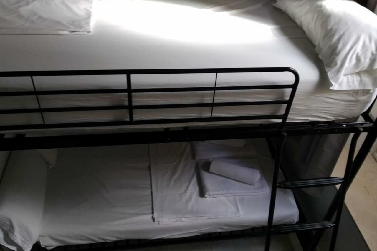 Mini Studio Centrico Apartman Málaga Kültér fotó